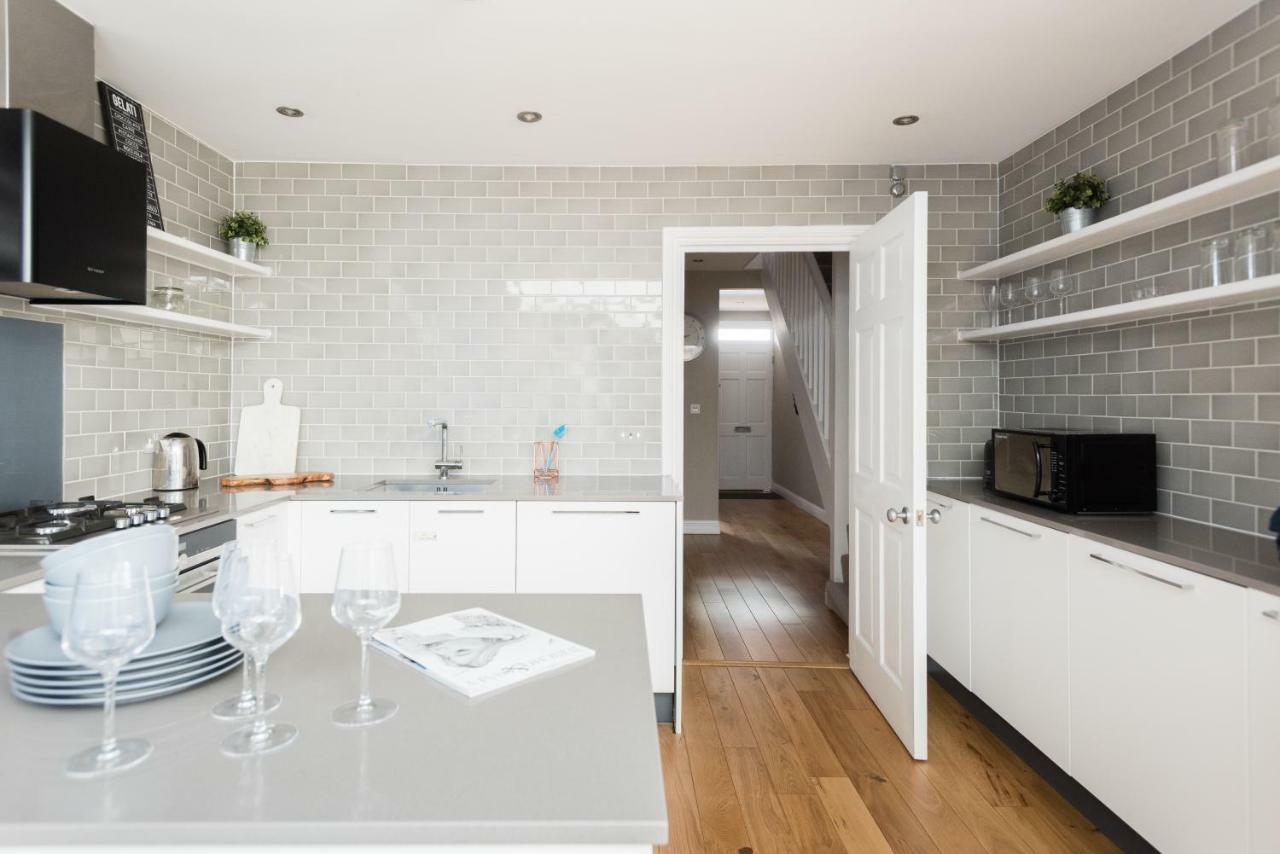 The Navy Court - Scandinavian Inspired 4Bdr Home Oxford Extérieur photo